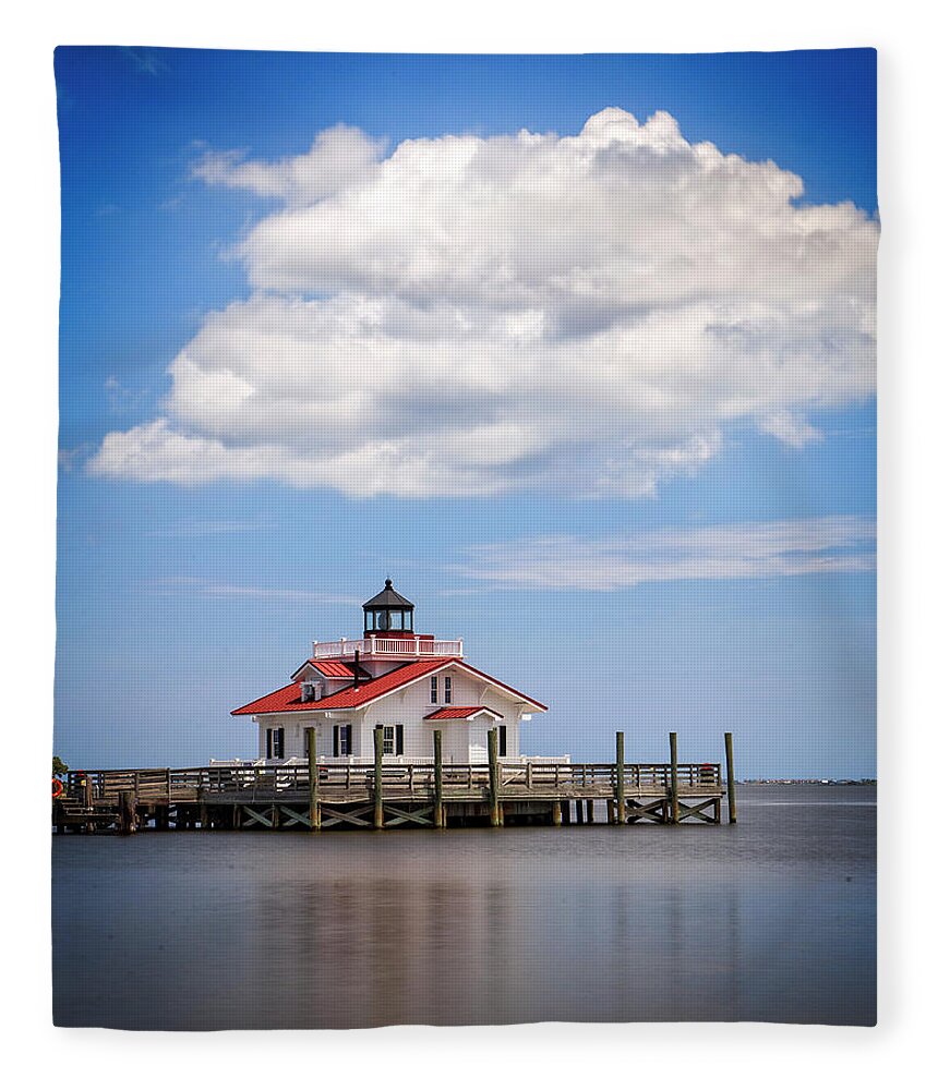 Lighthouse Fleece Blanket featuring the photograph Roanoke Marshes Light by Alan Raasch