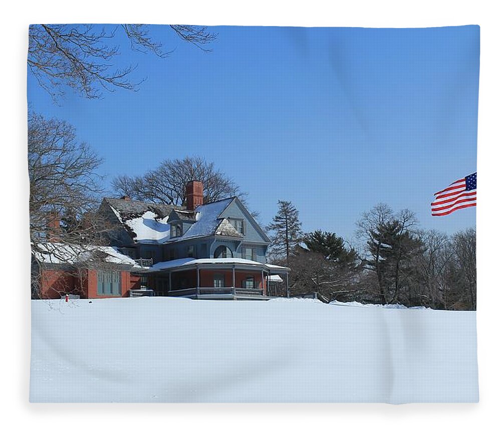 Karen Silvestri Fleece Blanket featuring the photograph Sagamore Hill in Winter by Karen Silvestri
