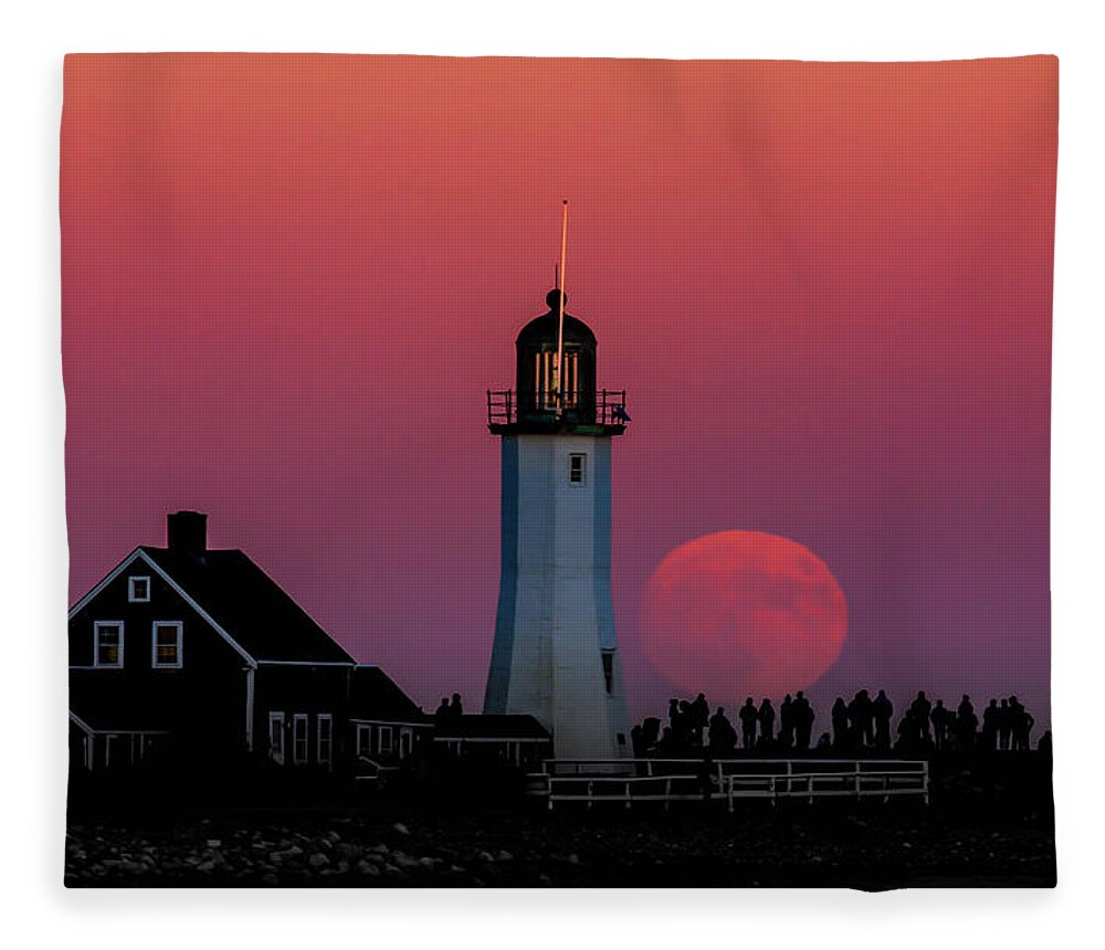 Lighthouse Fleece Blanket featuring the photograph Scituate Supermoon by Rob Davies