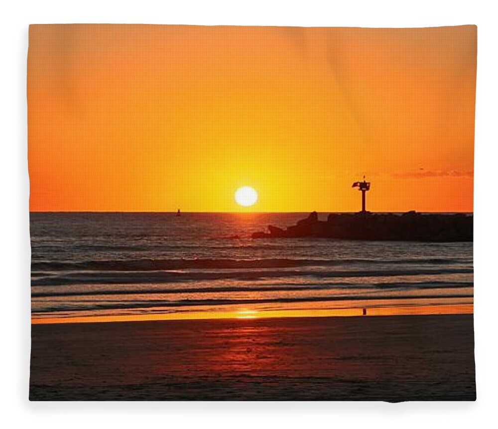 Ocean Sunset Fleece Blanket featuring the photograph Serene Ocean Sunset by Christy Pooschke