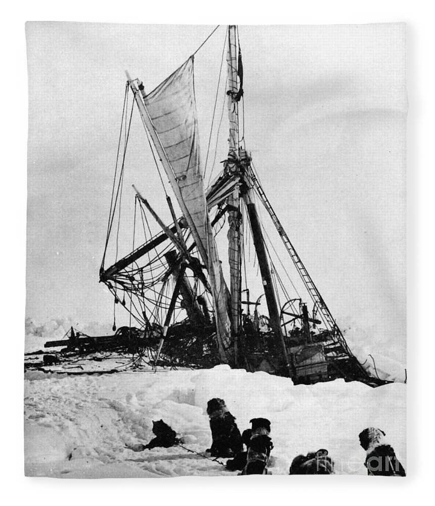 1915 Fleece Blanket featuring the photograph Shackletons Endurance by Granger
