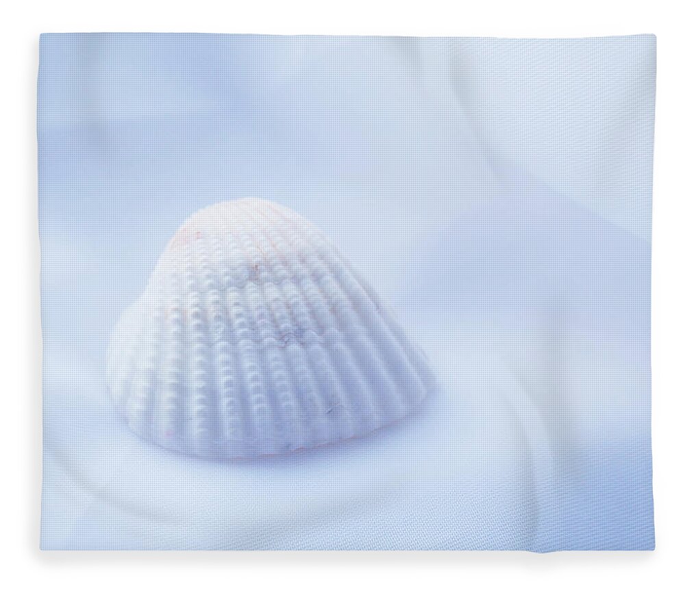 Seashell Fleece Blanket featuring the photograph Simplicity by Linda Sannuti