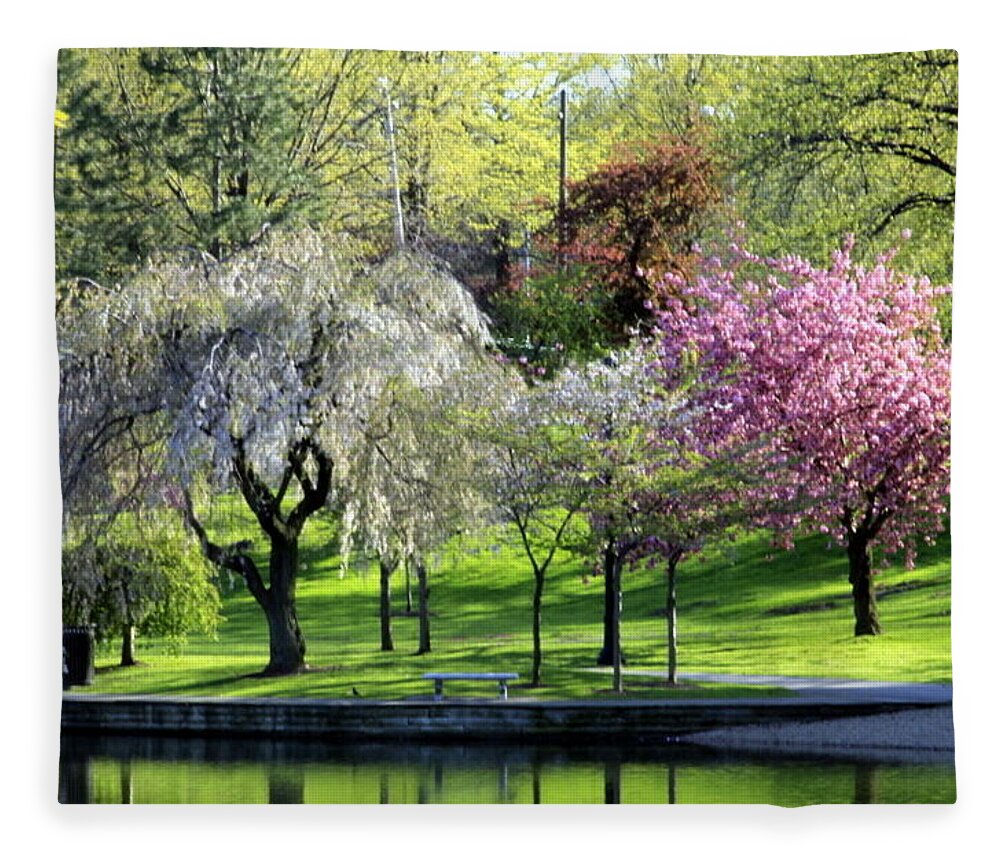 Horizontal Fleece Blanket featuring the photograph Springtime in Wade Park by Valerie Collins