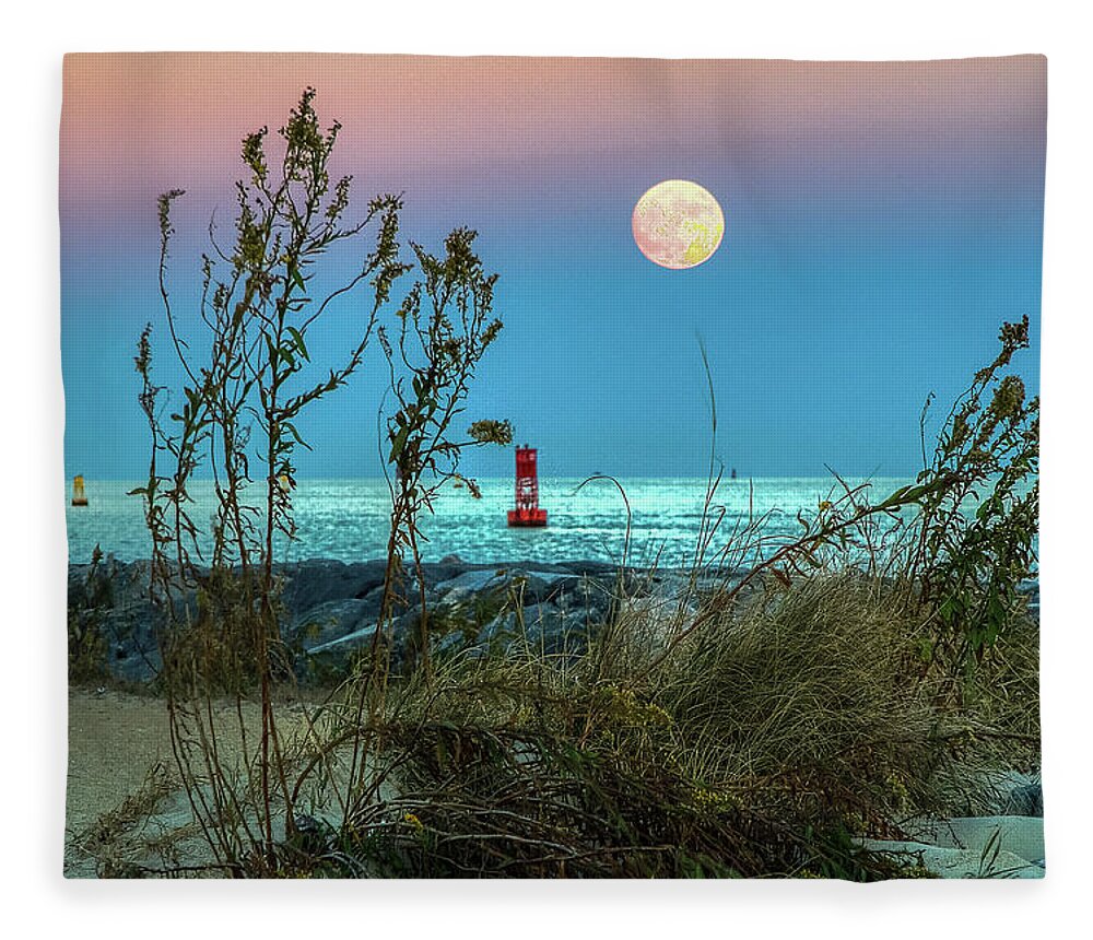 Super Moon Fleece Blanket featuring the photograph Super Moon 2016 by Jerry Gammon