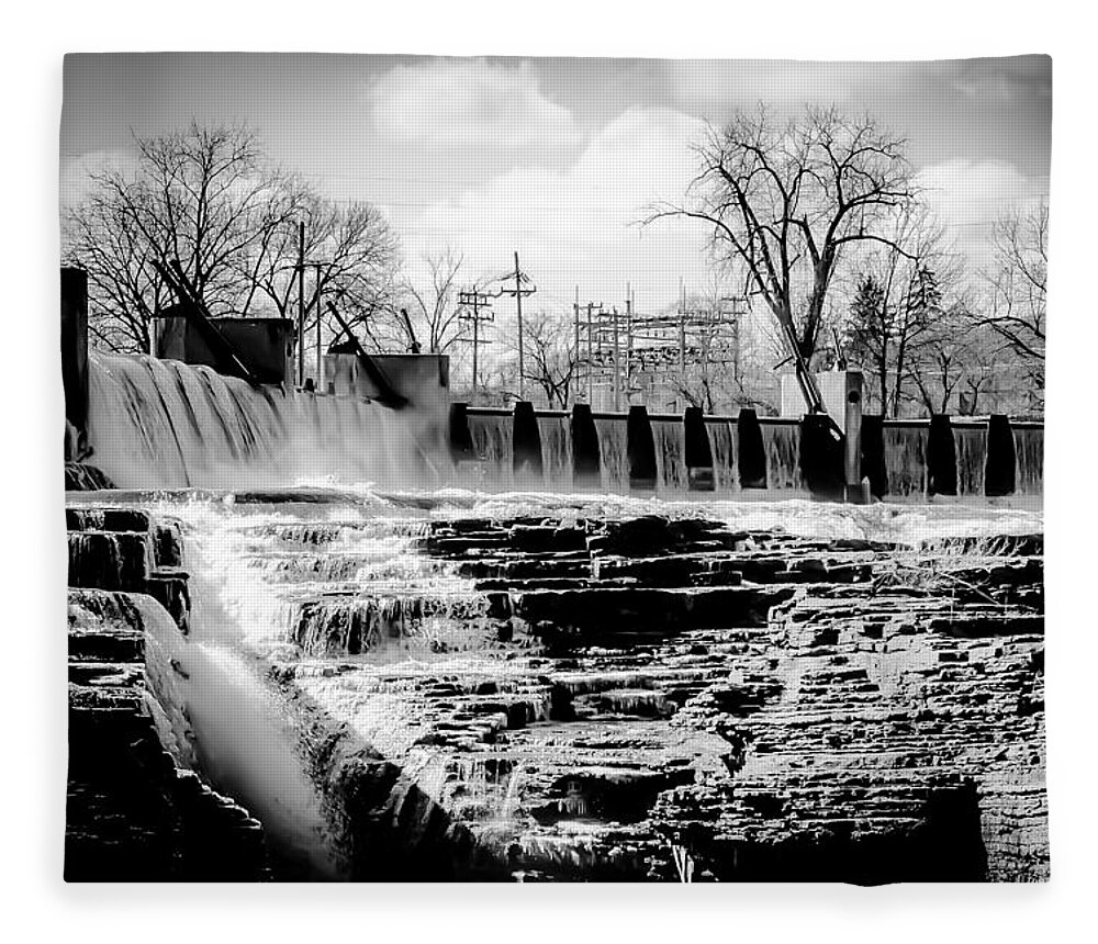 Glens Falls Fleece Blanket featuring the photograph The Falls by Kendall McKernon