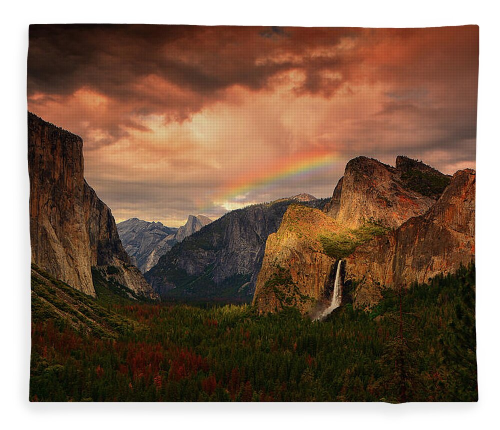 Tunnel View Fleece Blanket featuring the photograph Tunnel View Rainbow by Raymond Salani III