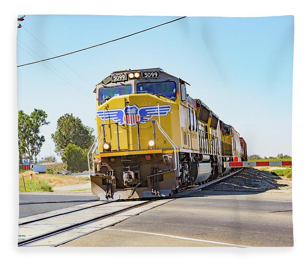 Freight Trains Fleece Blanket featuring the photograph Up5099 by Jim Thompson