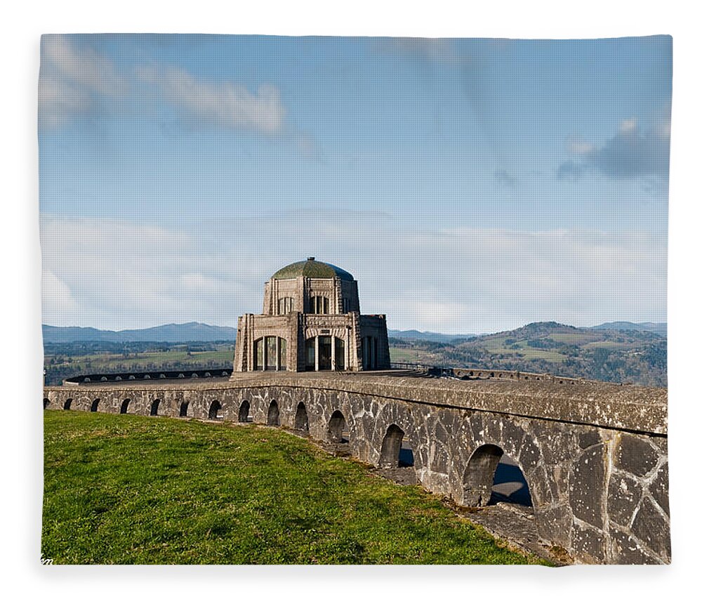 Beauty In Nature Fleece Blanket featuring the photograph Vista House at Crown Point by Jeff Goulden