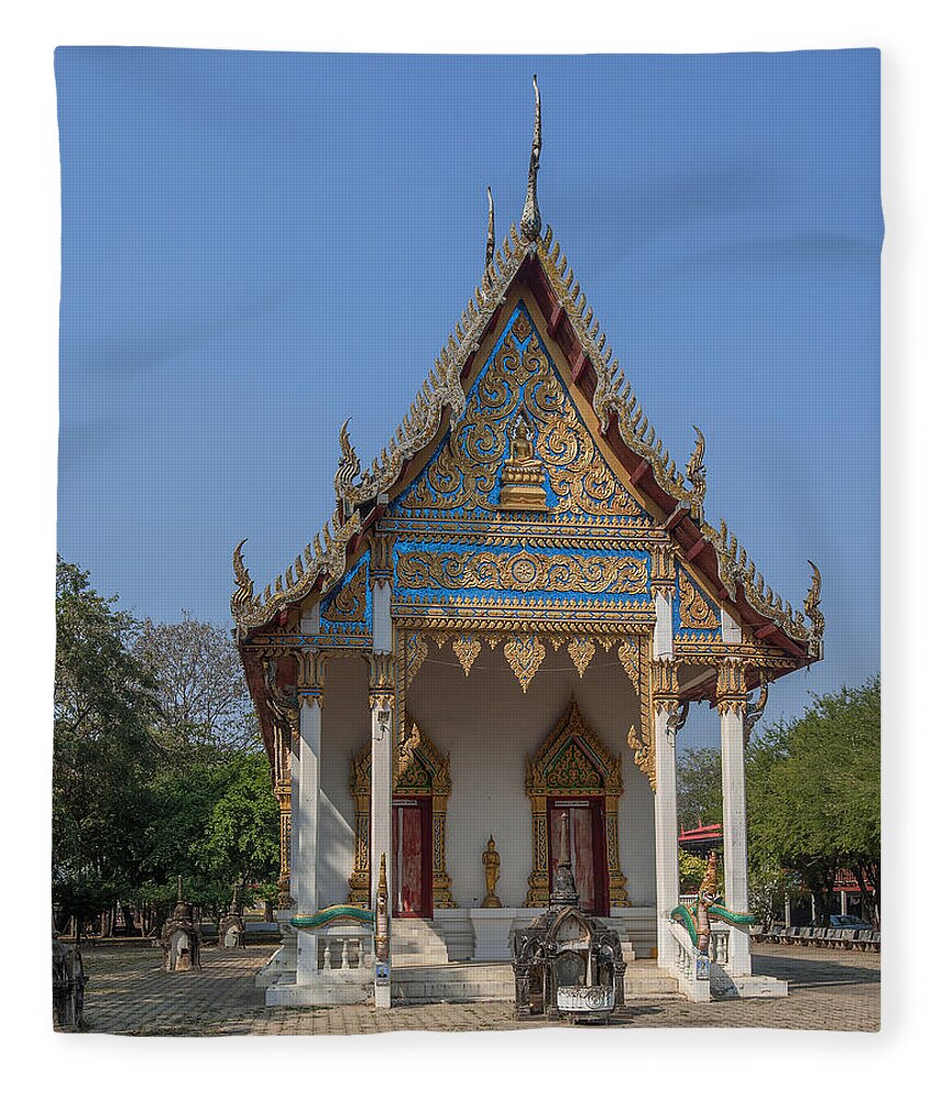 Temple Fleece Blanket featuring the photograph Wat Ban Na Phra Ubosot DTHST0177 by Gerry Gantt