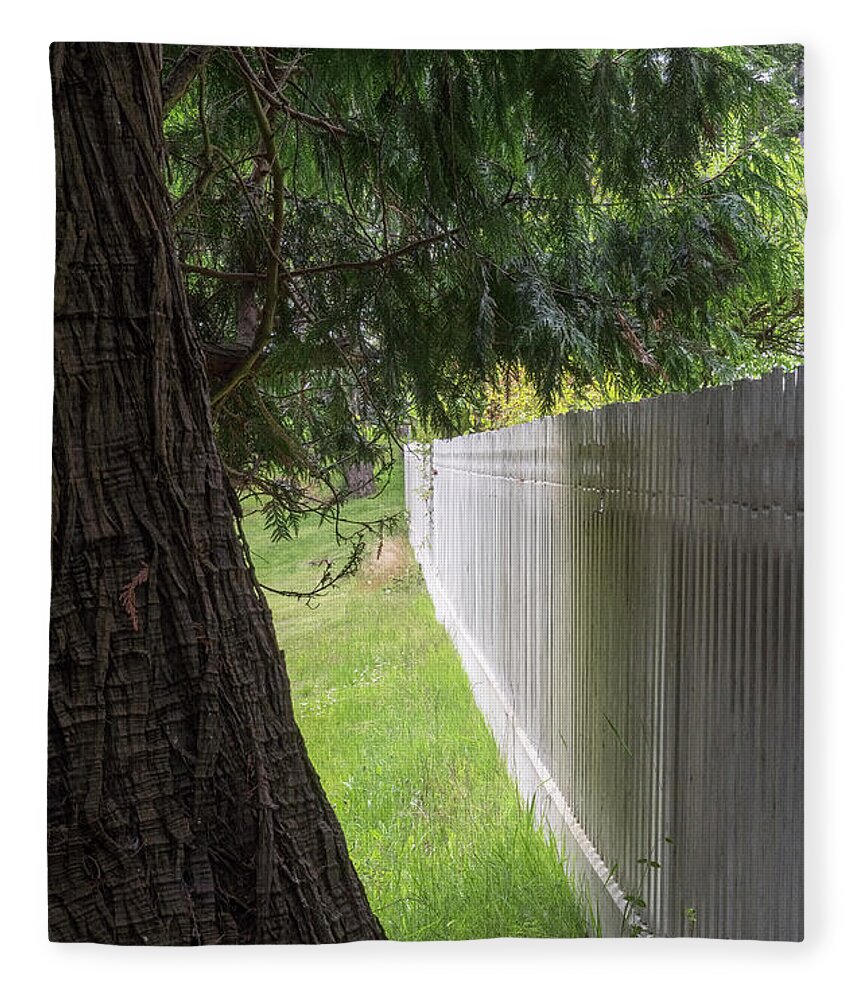 Oregon Coast Fleece Blanket featuring the photograph White Fence And Tree by Tom Singleton