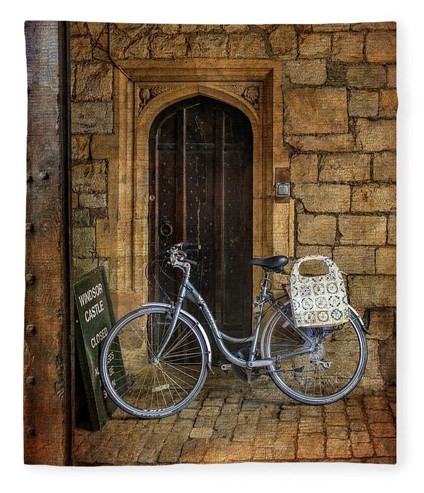 England Fleece Blanket featuring the photograph Windsor Castle Bicycle by Craig J Satterlee