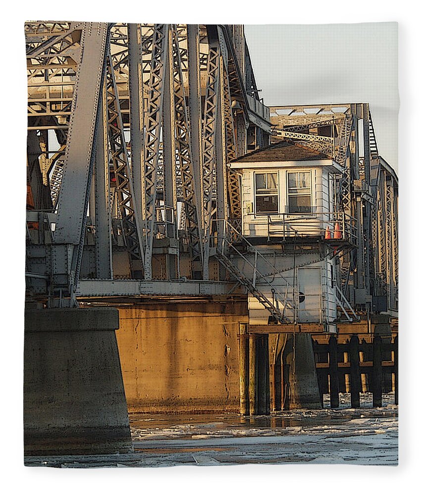 Bridge Fleece Blanket featuring the photograph Winter Bridgehouse by Tim Nyberg