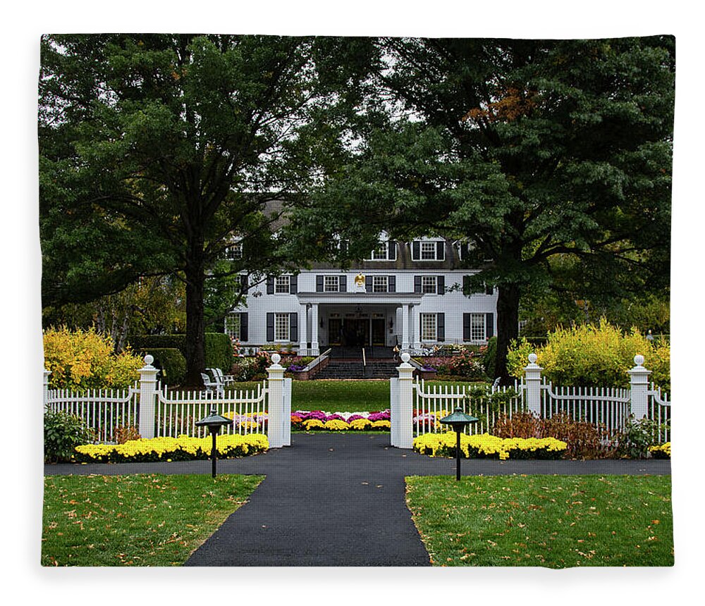 Landscape Fleece Blanket featuring the photograph Woodstock Inn and resort by Jeff Folger