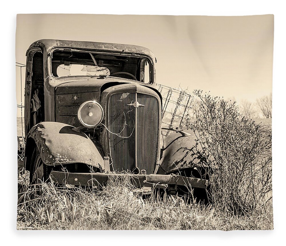 Vintage Truck Fleece Blanket featuring the photograph Yesterday by Holly Ross