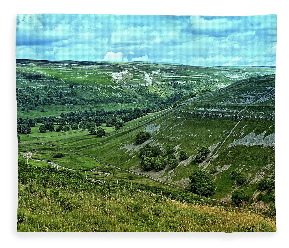 Places Fleece Blanket featuring the photograph Yorkshire Dales by Richard Denyer