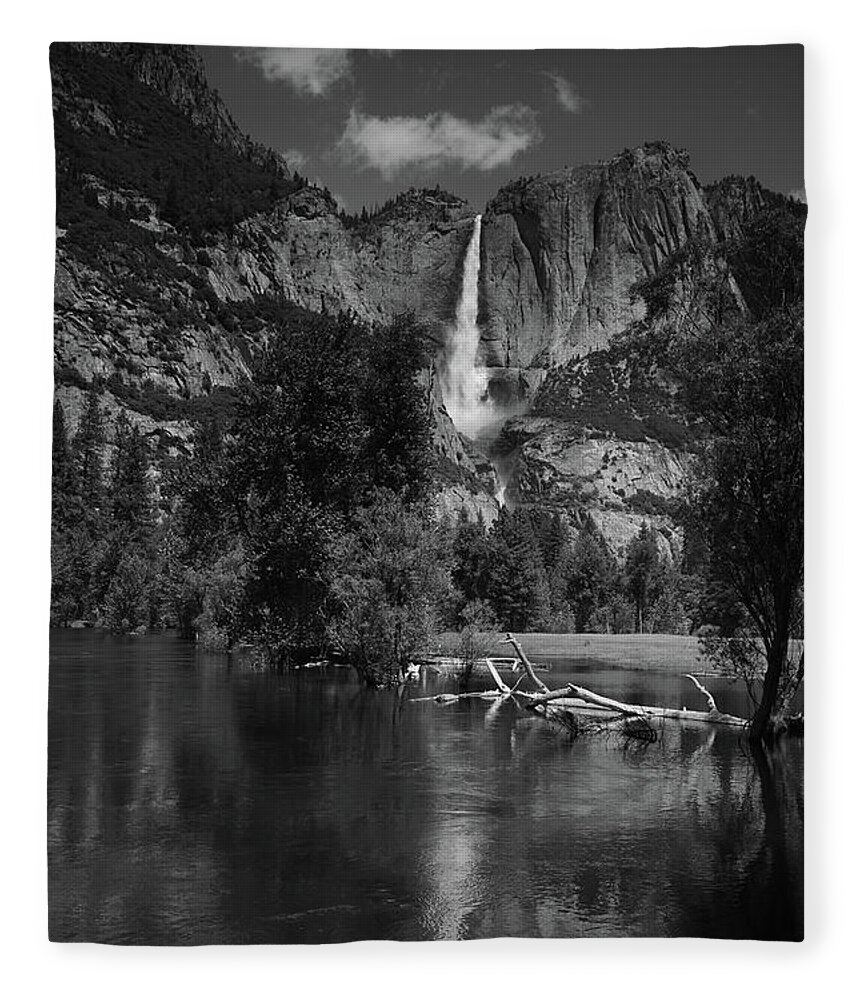 Yosemite Falls From Swinging Bridge Fleece Blanket featuring the photograph Yosemite Falls from Swinging Bridge in Black and White by Raymond Salani III