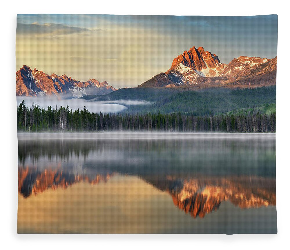 Scenics Fleece Blanket featuring the photograph Little Redfish Lake, Sawtooth Mountains by Alan Majchrowicz