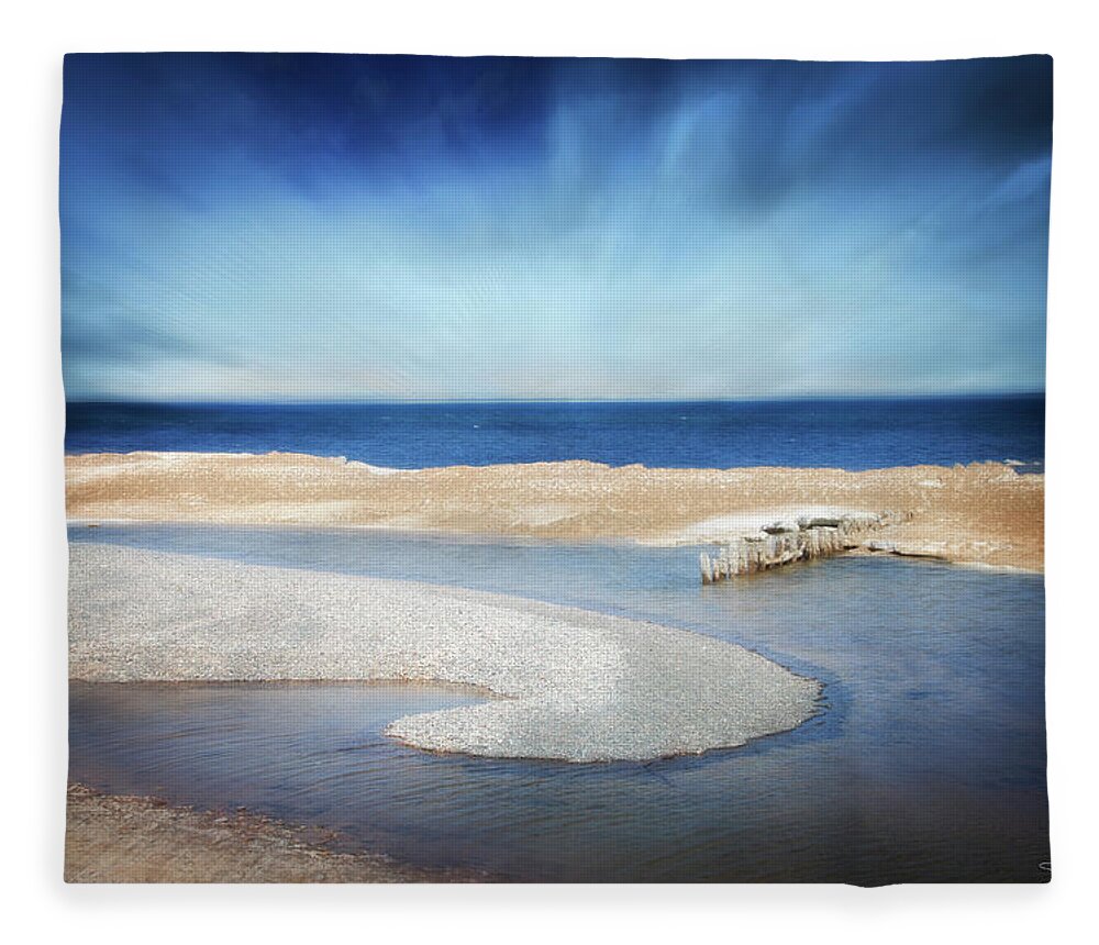 Evie Fleece Blanket featuring the photograph Whitefish Point Michigan #1 by Evie Carrier