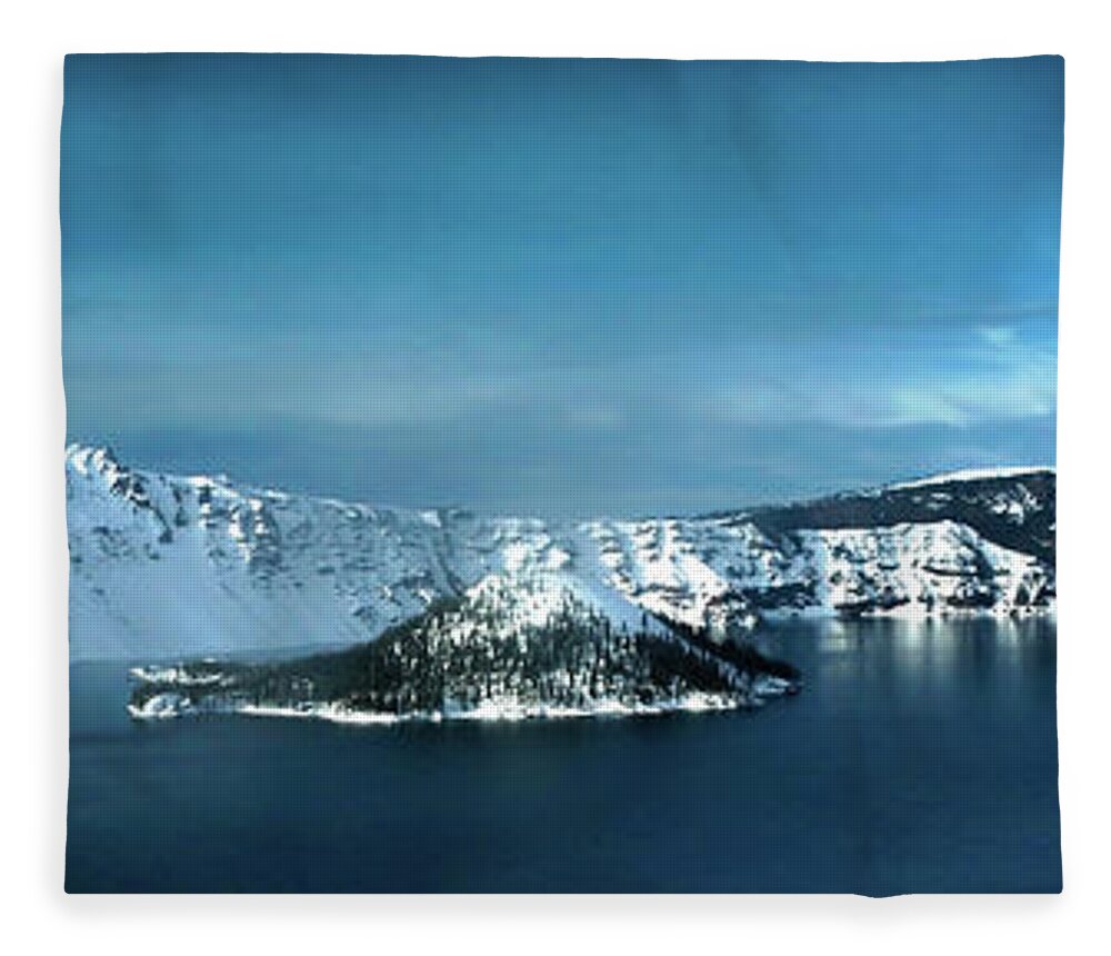 Scenics Fleece Blanket featuring the photograph Crater Lake In Winter #2 by Terry Schmidbauer