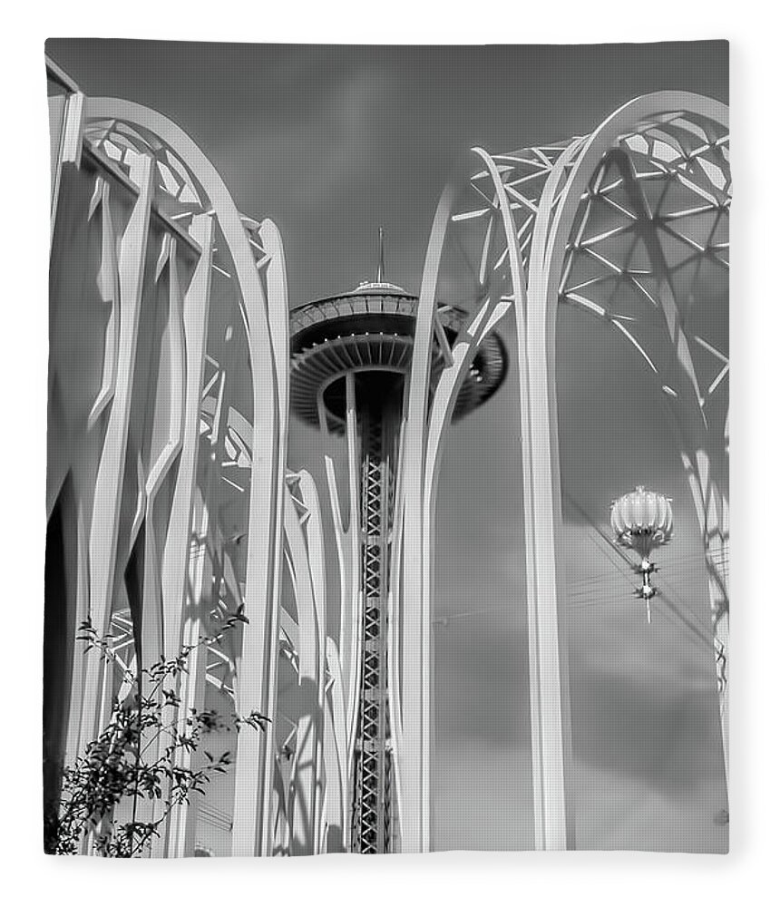Space Needle Fleece Blanket featuring the photograph Space Needle Vintage SPN3 by Cathy Anderson