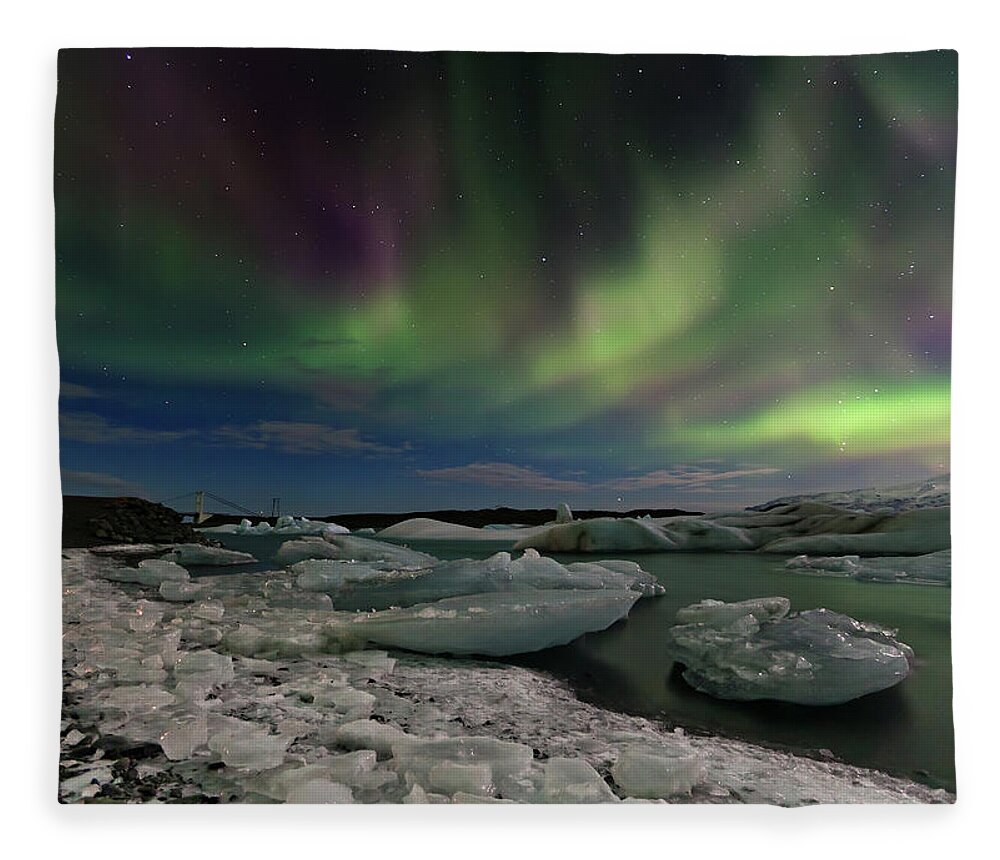 Scenics Fleece Blanket featuring the photograph A La Orilla Del Glaciar Jokulsarlon by Martin Zalba