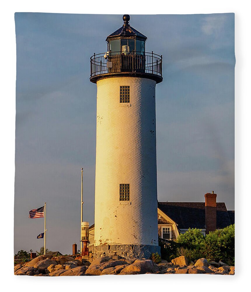 Lighthouse Fleece Blanket featuring the photograph Annisquam Lighthouse Portrait by Tim Kirchoff