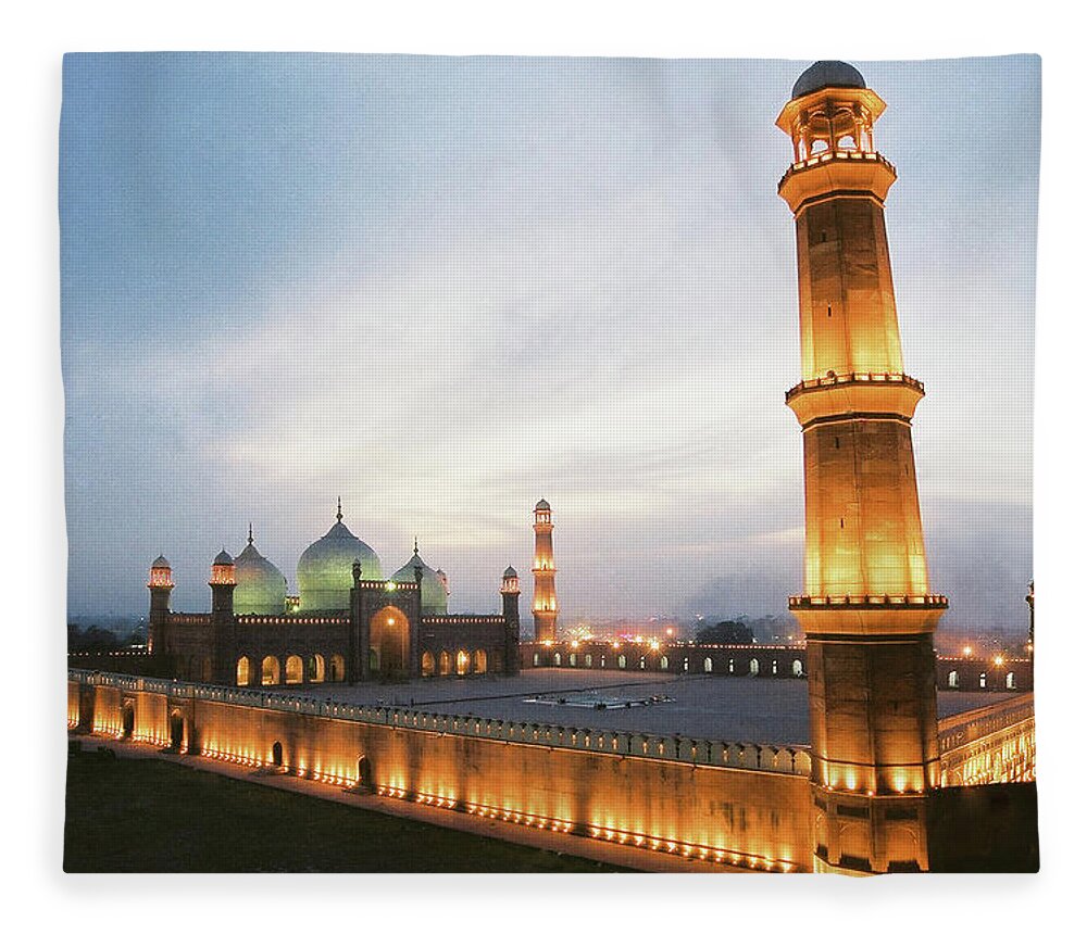 Built Structure Fleece Blanket featuring the photograph Badshahi Masjid-lahore by Photogen
