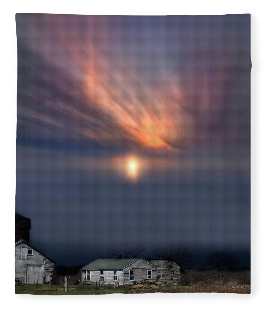 Evie Fleece Blanket featuring the photograph Big Sky Michigan White Farm by Evie Carrier