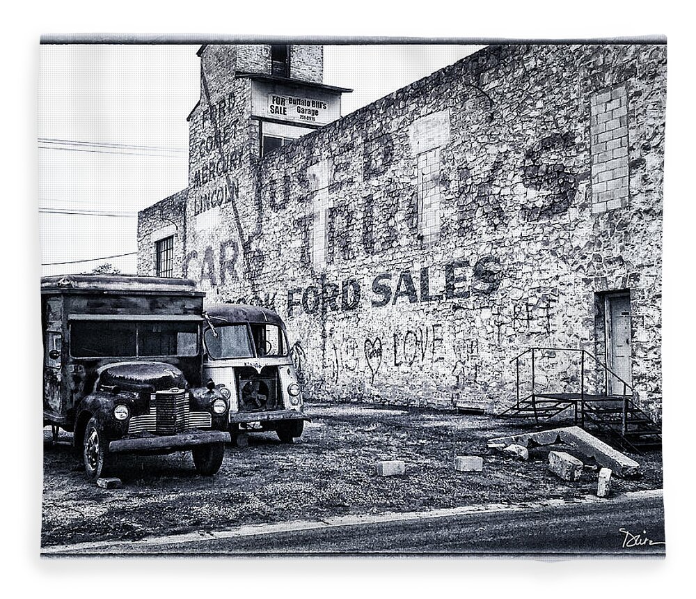 Old Cars Fleece Blanket featuring the photograph Buffalo Bills Back Lot by Peggy Dietz