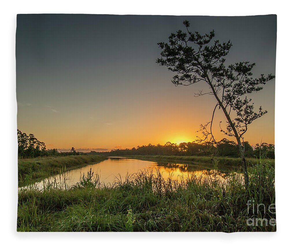 Sun Fleece Blanket featuring the photograph Cloudless Hungryland Sunrise by Tom Claud