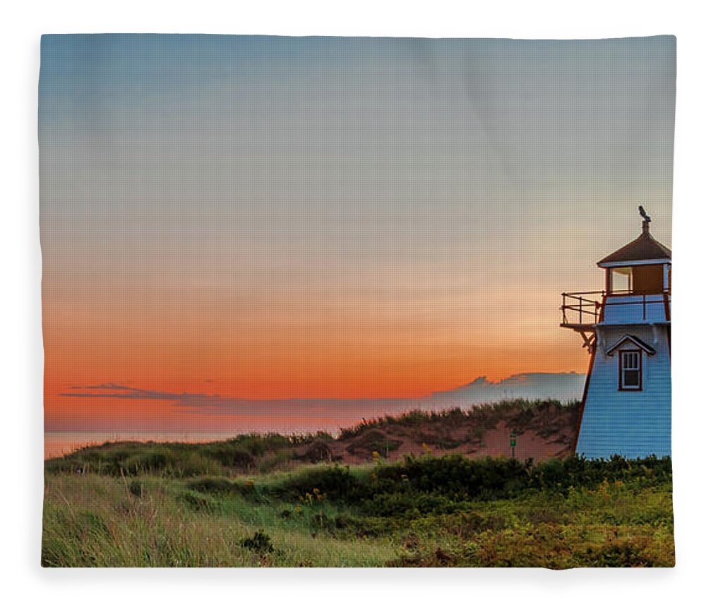 Pastel Fleece Blanket featuring the photograph Daybreak at Covehead by Marcy Wielfaert