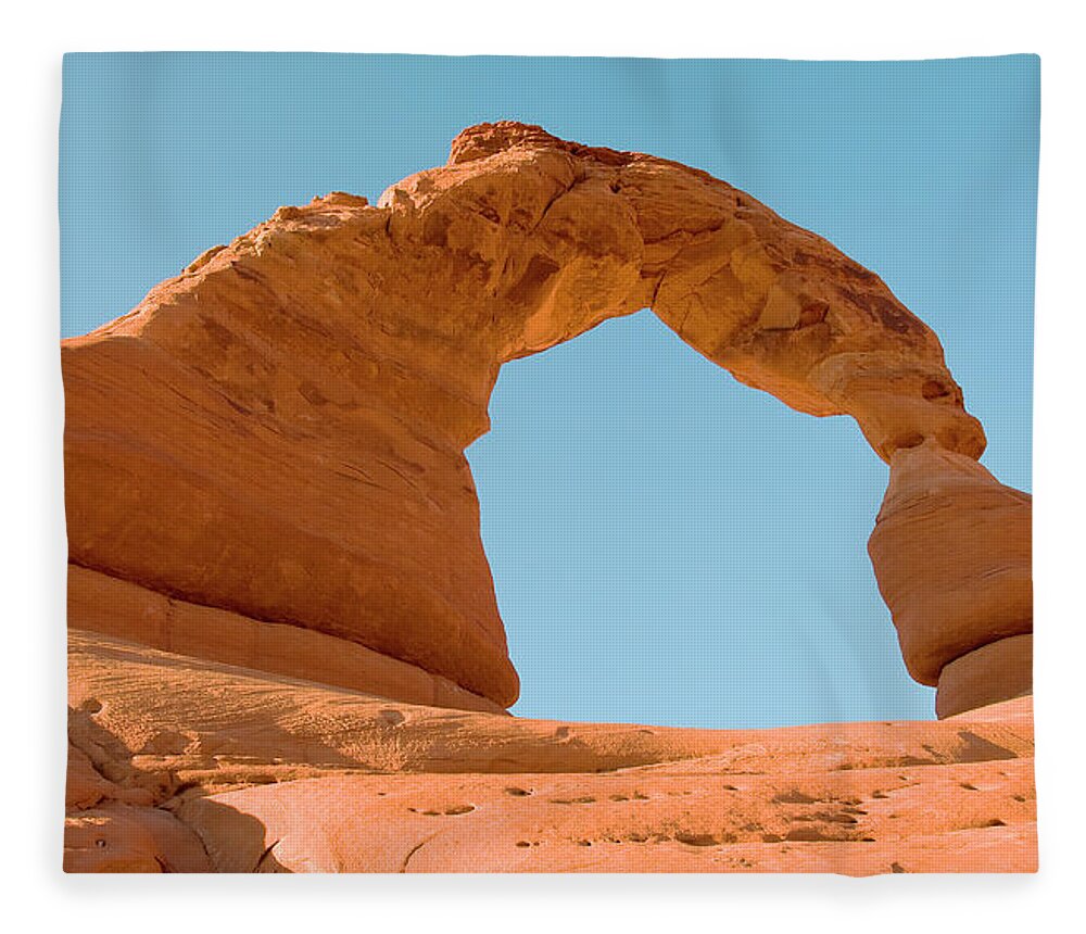 Tranquility Fleece Blanket featuring the photograph Delicate Arch by Tom Kelly Photo