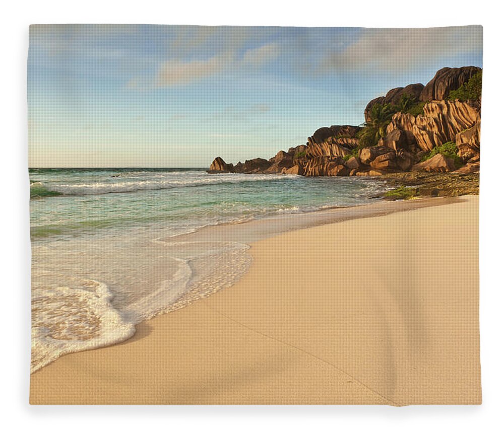 Water's Edge Fleece Blanket featuring the photograph Desert Island Beach Tropical Ocean Shore by Fotovoyager