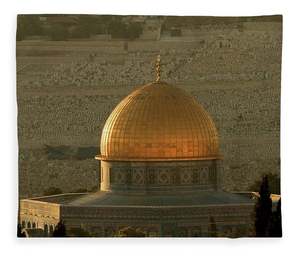 Dome Of The Rock Fleece Blanket featuring the photograph Dome Of The Rock Mosque In Jerusalem by Picturejohn