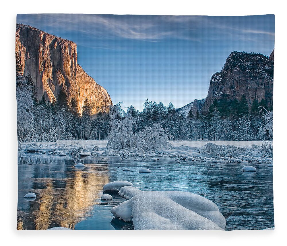 Tranquility Fleece Blanket featuring the photograph Gates In Yosemite by Provided By Jp2pix.com