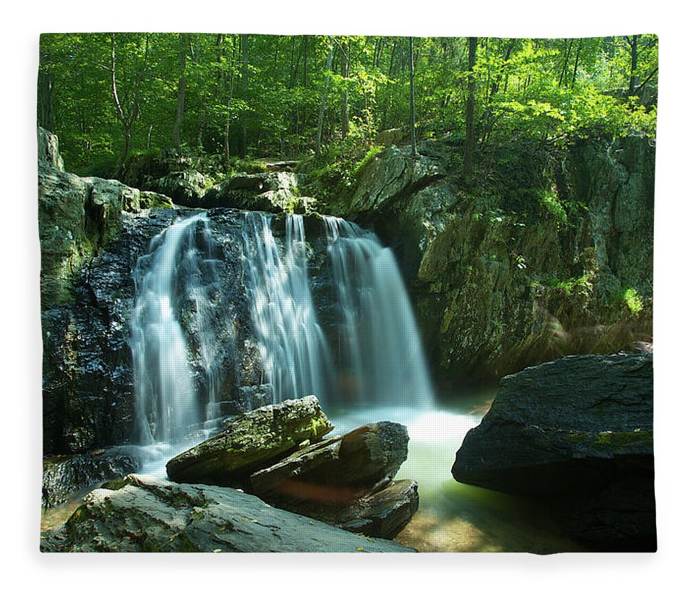 Annapolis Fleece Blanket featuring the photograph Kilgore Falls in Summer by Mark Duehmig