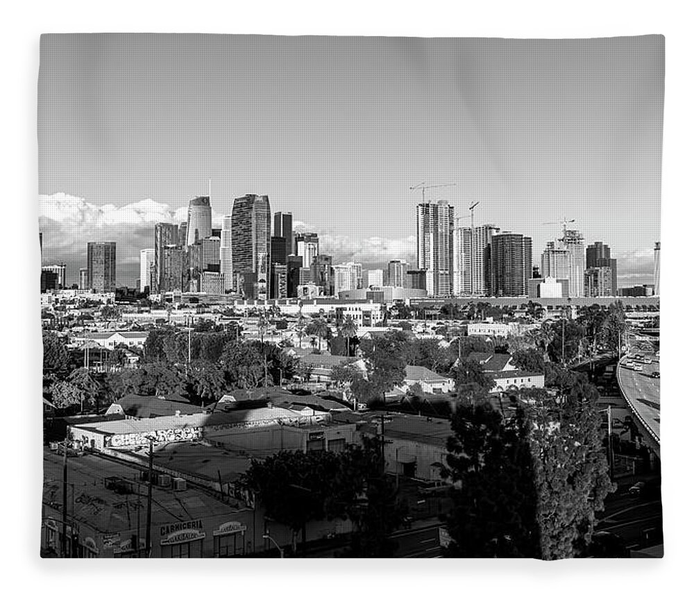 Los Angeles Skyline Fleece Blanket featuring the photograph Los Angeles Skyline Looking East 2.9.19 - Black And White by Gene Parks
