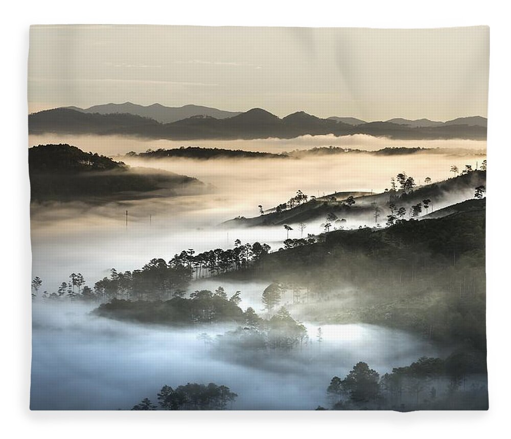 Landscape Fleece Blanket featuring the photograph Mist by Top Wallpapers