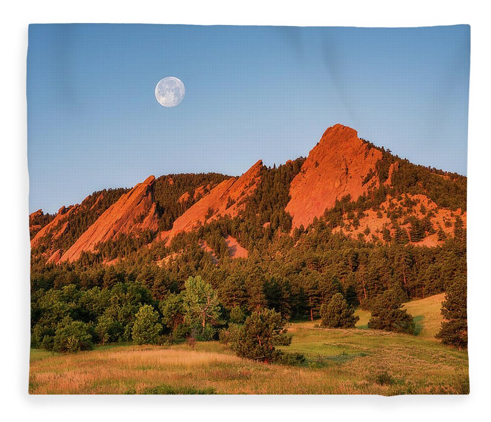 Boulder Fleece Blanket featuring the photograph Moonset over the Flatirons by Darren White