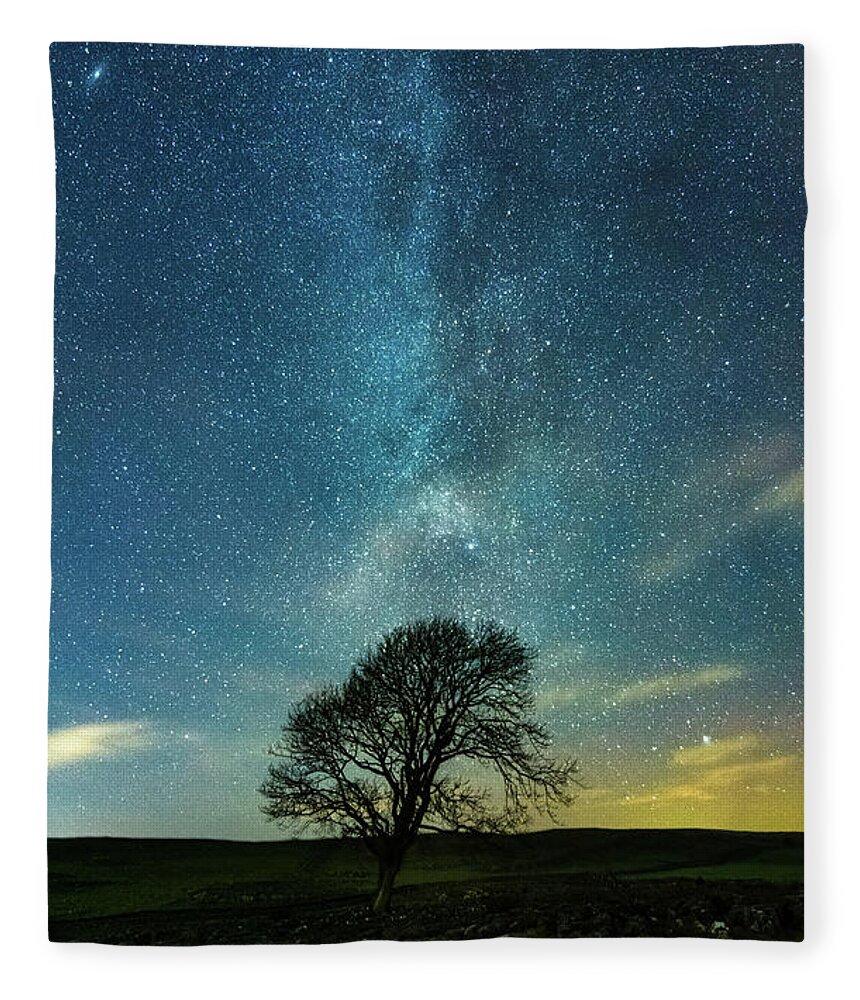 Gordale Scar Fleece Blanket featuring the photograph MW tail above the lonely tree by Mariusz Talarek