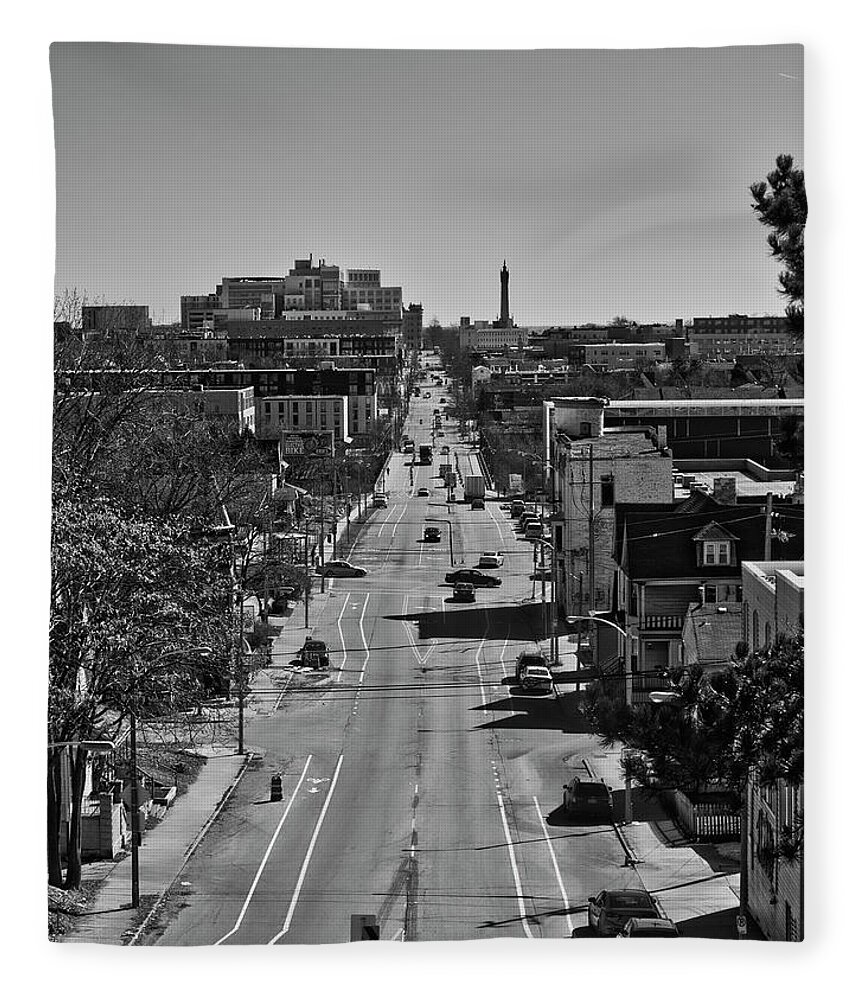 Milwukee Fleece Blanket featuring the photograph North Avenue - Milwaukee - Wisconsin by Steven Ralser