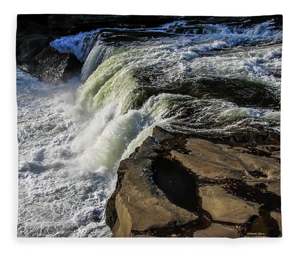 Cascades Fleece Blanket featuring the photograph Ohiopyle Falls 1 by Dawn Richards