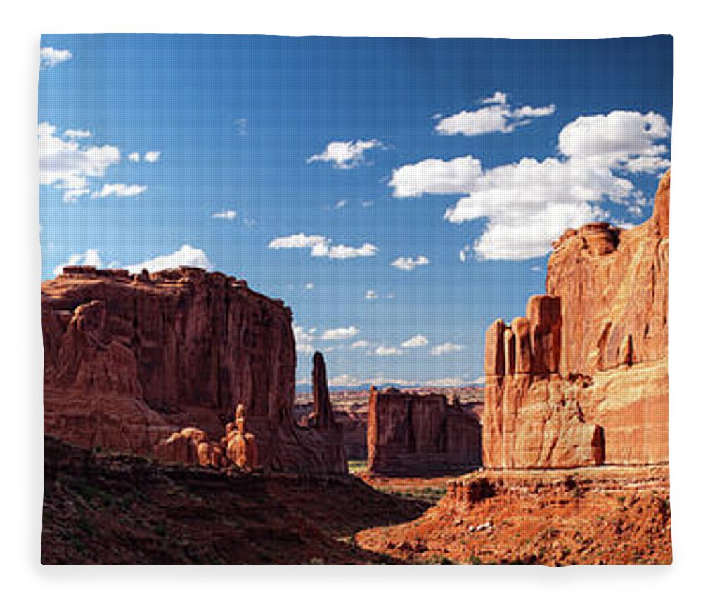 Scenics Fleece Blanket featuring the photograph Park Avenue Panoramic In Arches N.p by Jimkruger