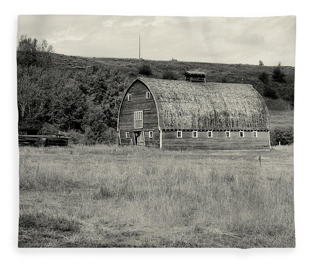 Barn Fleece Blanket featuring the photograph Red Lodge MT Barn Black and white by Cathy Anderson