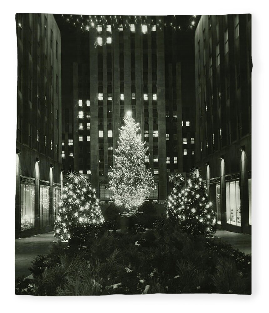 Corporate Business Fleece Blanket featuring the photograph Rockefeller Center Decorated For by George Marks