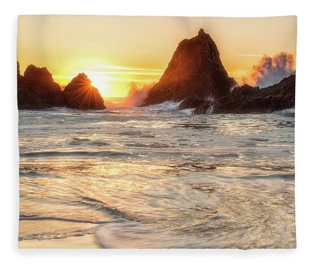 Seal Rock Fleece Blanket featuring the photograph Seal Rock by Russell Pugh