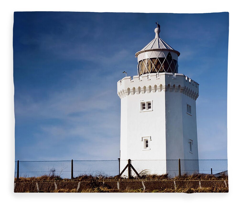Kent Fleece Blanket featuring the photograph South Foreland Lighthouse by Boycey