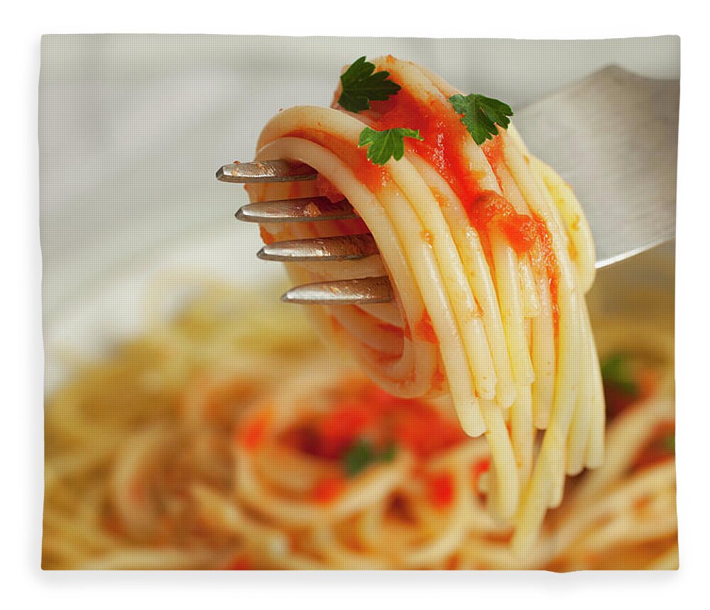 Italian Food Fleece Blanket featuring the photograph Spaghetti With Tomato Sauce by Buena Vista Images