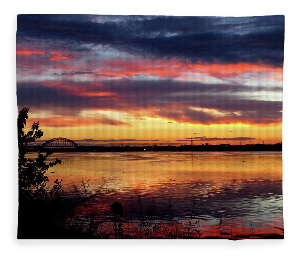 Sunsets Fleece Blanket featuring the photograph Sunset on the Delaware No. Four by Linda Stern