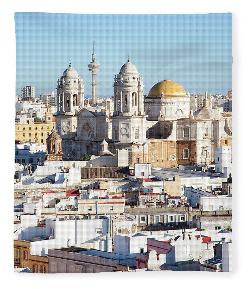 Built Structure Fleece Blanket featuring the photograph The Cathedral Of Cadiz by Peter Zoeller / Design Pics
